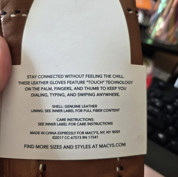 NWT- Brand new with tags leather gloves w/ touch screen technology from Chart… - Picture 1 of 6